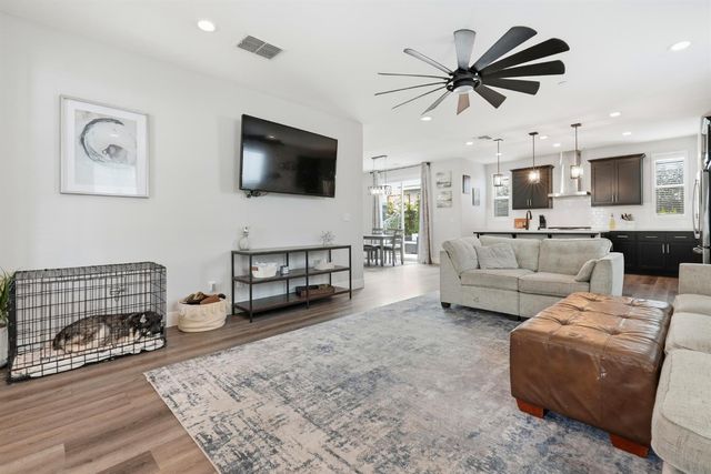673 Silo St, Folsom, CA 95630