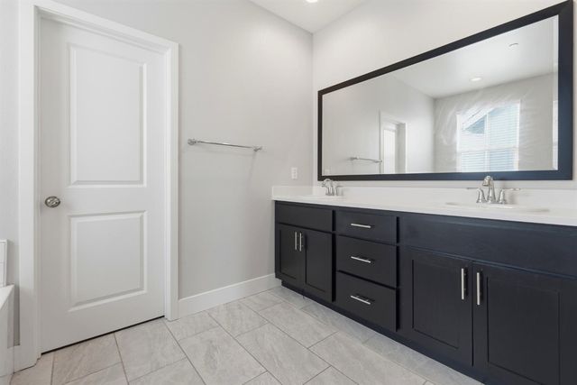 673 Silo St, Folsom, CA 95630