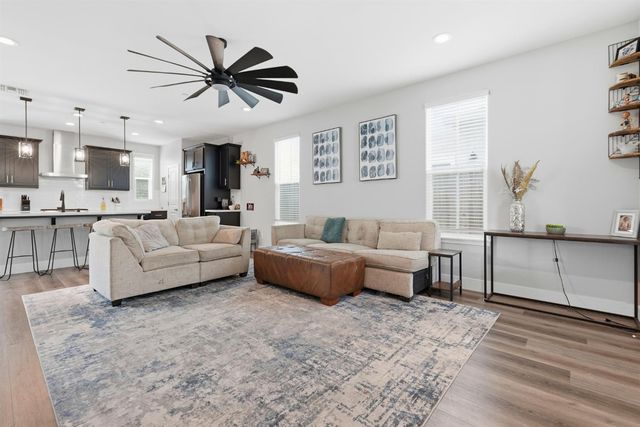 673 Silo St, Folsom, CA 95630
