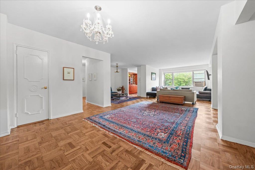 750 Kappock Street 405, Bronx, NY 10463 — photo 2