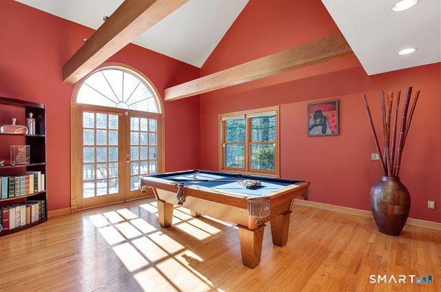 56 Penny Lane, Woodbridge, CT 06525