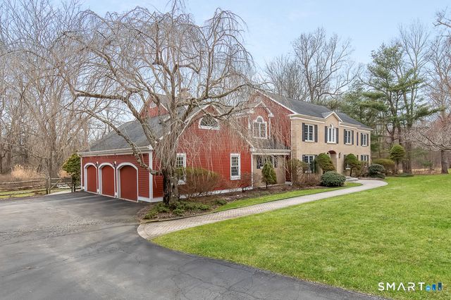 56 Penny Lane, Woodbridge, CT 06525