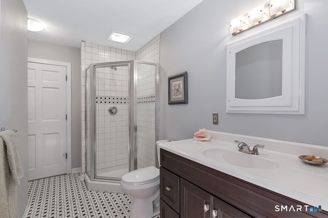 56 Penny Lane, Woodbridge, CT 06525