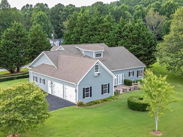 124 Northside Drive Drive, Copperhill, TN 37317