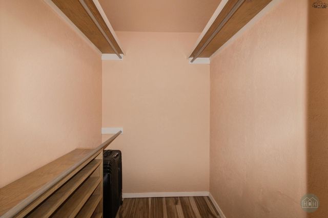 2403 PECK STREET, Vernon, TX 76384