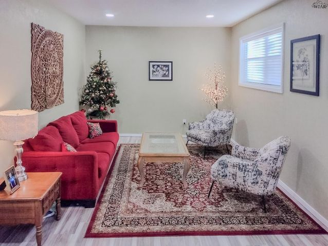 2403 PECK STREET, Vernon, TX 76384