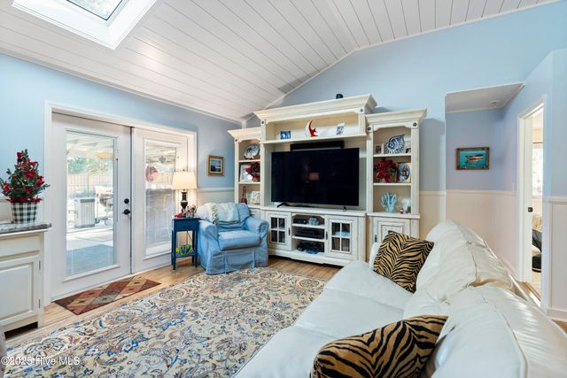 2745 Scotts Hill Loop Road, Wilmington, NC 28411