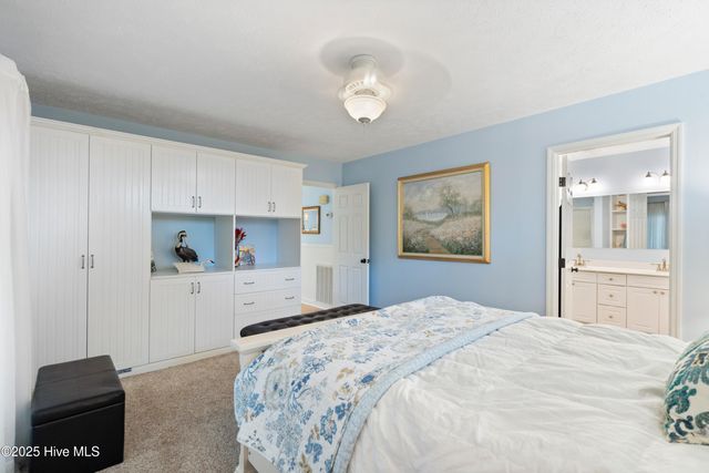 2745 Scotts Hill Loop Road, Wilmington, NC 28411