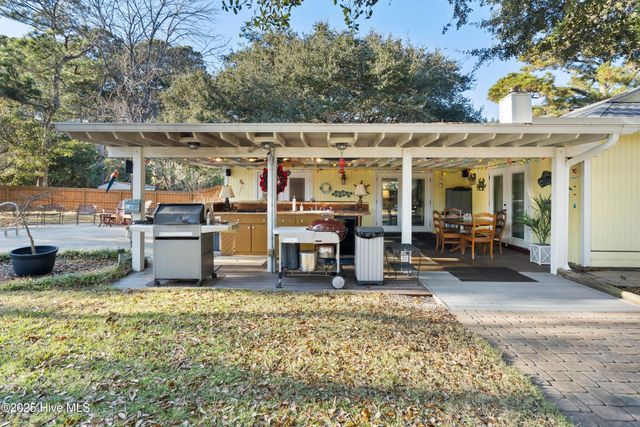 2745 Scotts Hill Loop Road, Wilmington, NC 28411