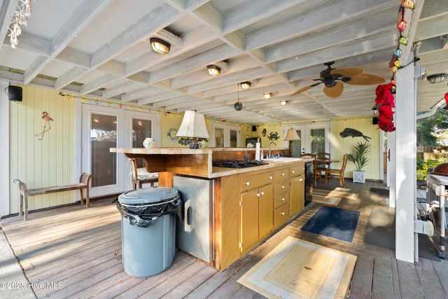 2745 Scotts Hill Loop Road, Wilmington, NC 28411