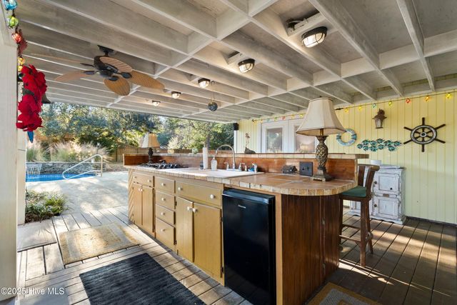 2745 Scotts Hill Loop Road, Wilmington, NC 28411