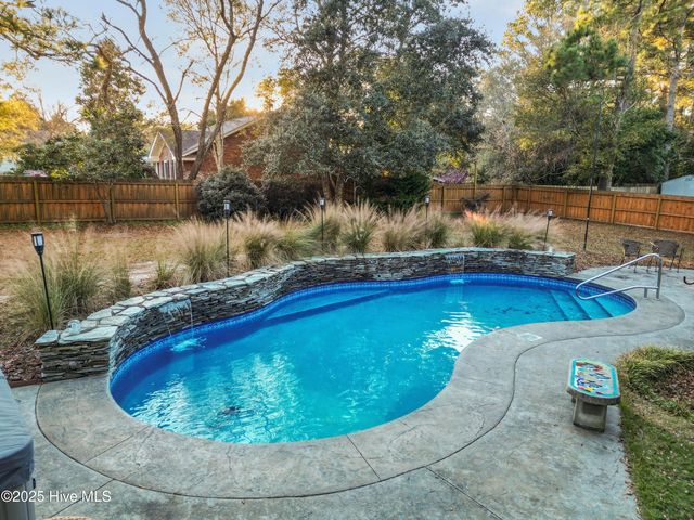 2745 Scotts Hill Loop Road, Wilmington, NC 28411