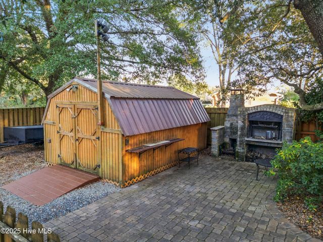 2745 Scotts Hill Loop Road, Wilmington, NC 28411