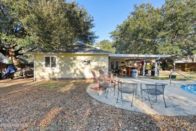 2745 Scotts Hill Loop Road, Wilmington, NC 28411