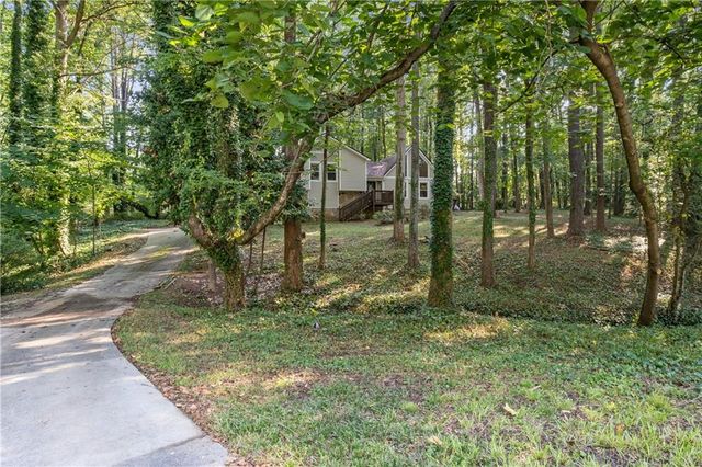 2622 Sheffield SW Court, Marietta, GA 30064