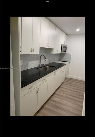 2659 W 10th Ave, Hialeah, FL 33010