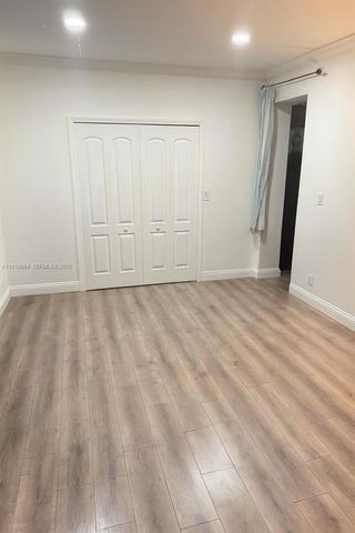 2659 W 10th Ave, Hialeah, FL 33010