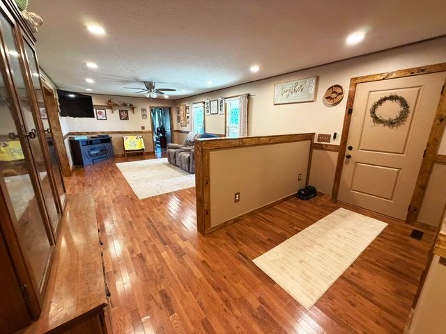 1410 Winston Road, Irvine, KY 40336