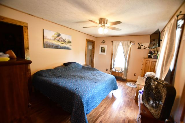 1410 Winston Road, Irvine, KY 40336