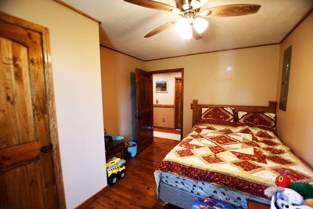 1410 Winston Road, Irvine, KY 40336