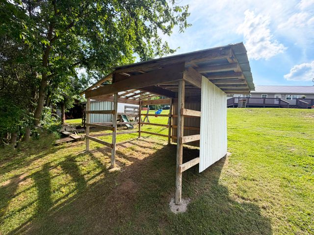 1410 Winston Road, Irvine, KY 40336