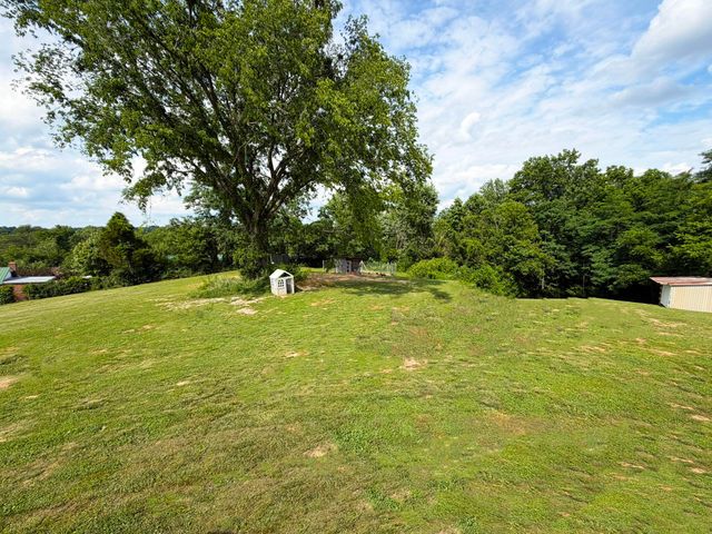 1410 Winston Road, Irvine, KY 40336