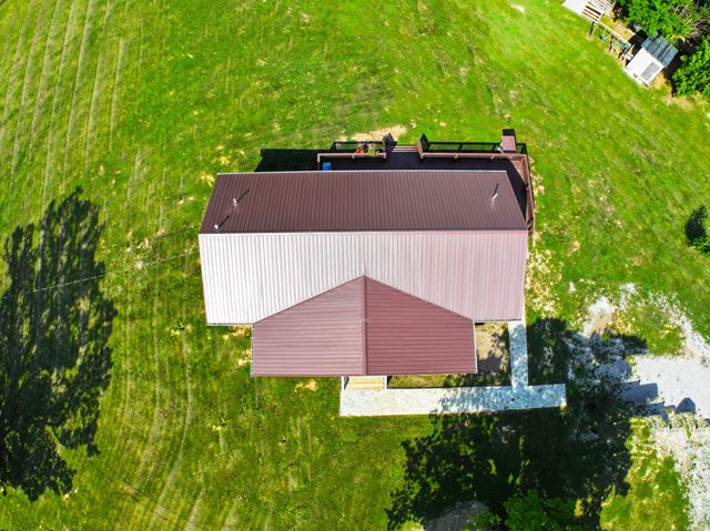 1410 Winston Road, Irvine, KY 40336