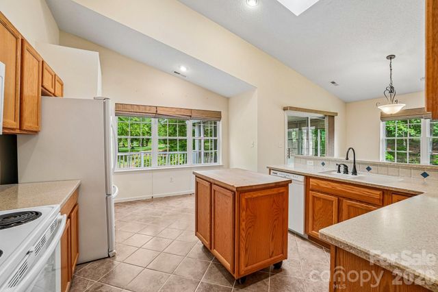 263 Fairway View Drive, Etowah, NC 28729