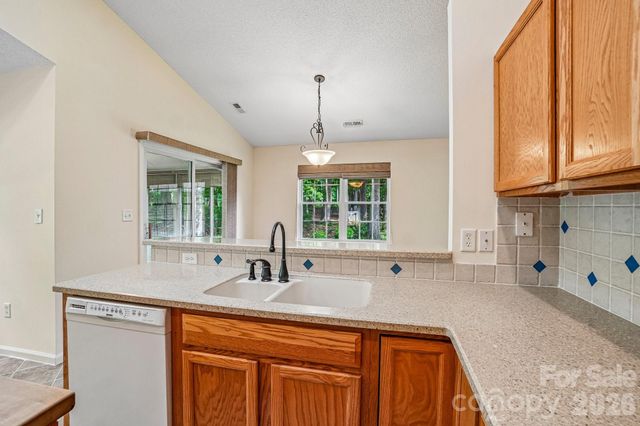 263 Fairway View Drive, Etowah, NC 28729