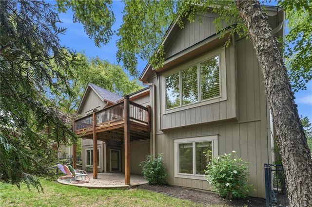 16025 Eby Street, Overland Park, KS 66085