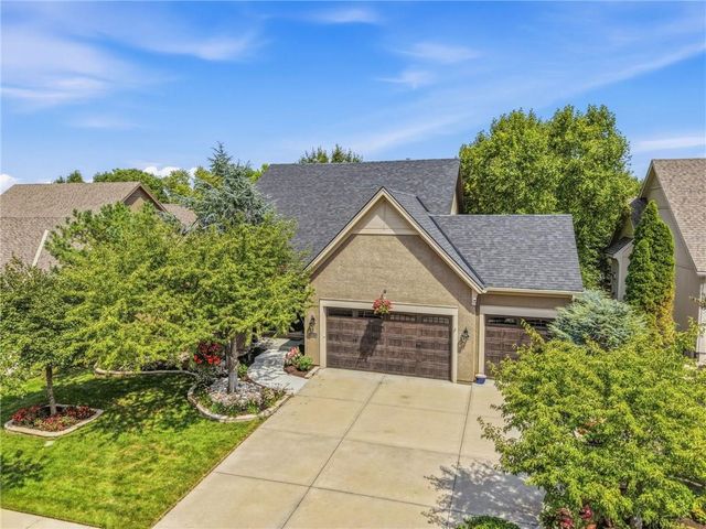 16025 Eby Street, Overland Park, KS 66085
