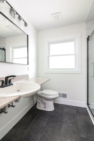 4009 Forest Avenue, Brookfield, IL 60513