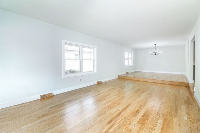 4009 Forest Avenue, Brookfield, IL 60513