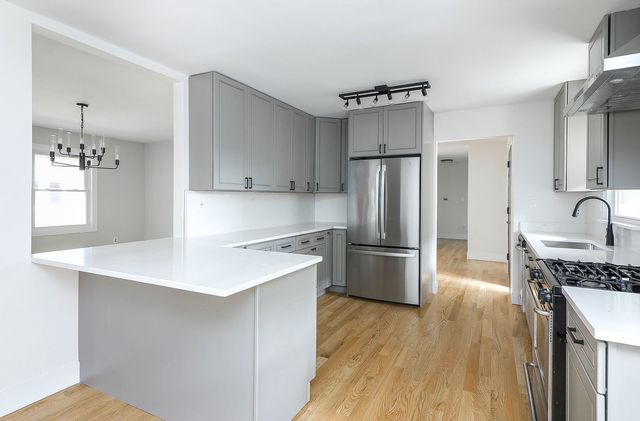 4009 Forest Avenue, Brookfield, IL 60513