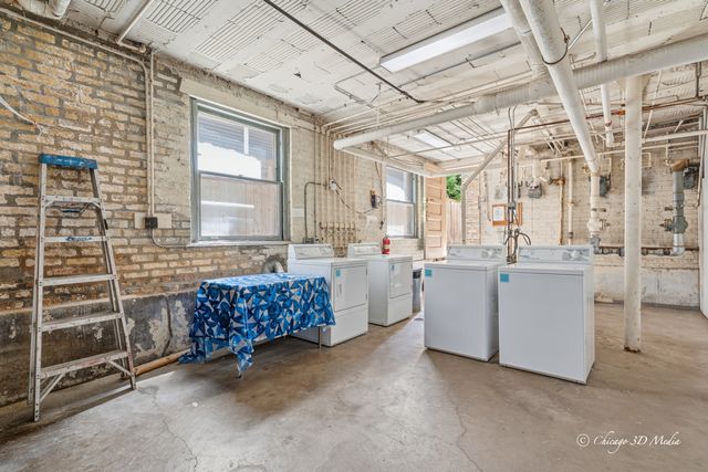 906 Greenwood Street 2E, Evanston, IL 60201