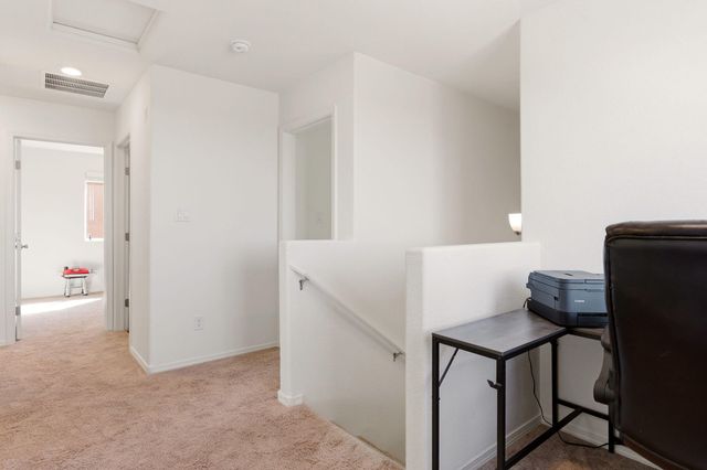 447 Chafey Drive SW, Los Lunas, NM 87031