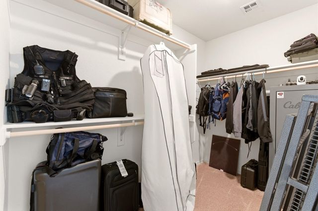 447 Chafey Drive SW, Los Lunas, NM 87031