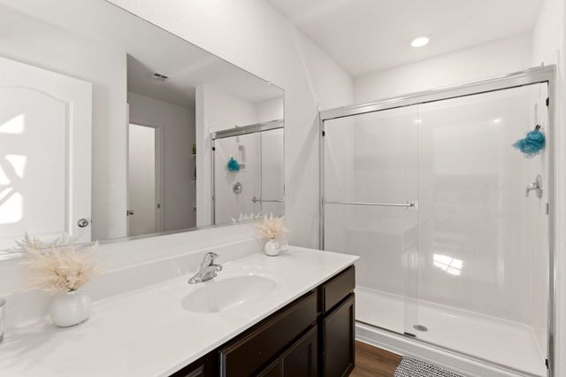 447 Chafey Drive SW, Los Lunas, NM 87031