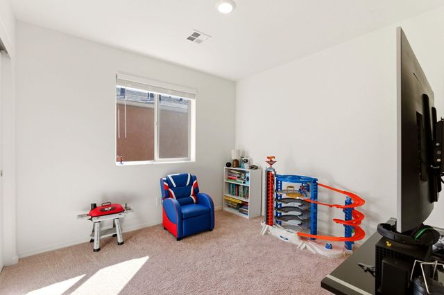 447 Chafey Drive SW, Los Lunas, NM 87031