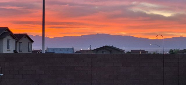 447 Chafey Drive SW, Los Lunas, NM 87031