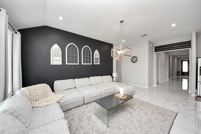 6022 Mapleton Meadow Lane, Richmond, TX 77407