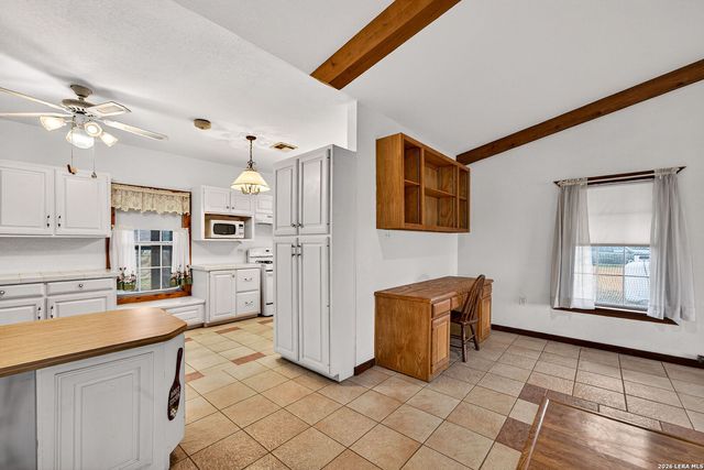 421 Coughran, Pleasanton, TX 78064