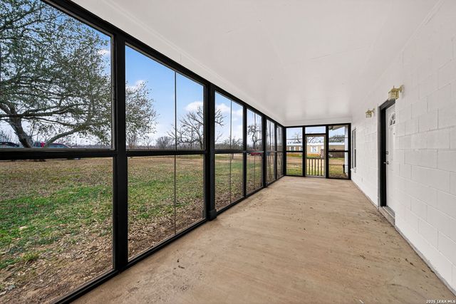 421 Coughran, Pleasanton, TX 78064