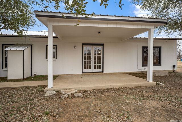 421 Coughran, Pleasanton, TX 78064