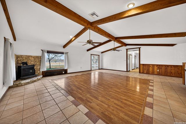 421 Coughran, Pleasanton, TX 78064