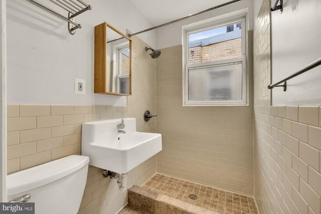 1512 10TH ST NW, Washington, DC 20001