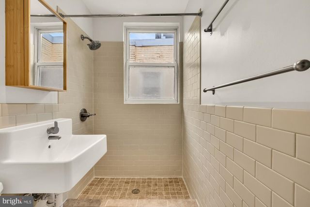 1512 10TH ST NW, Washington, DC 20001