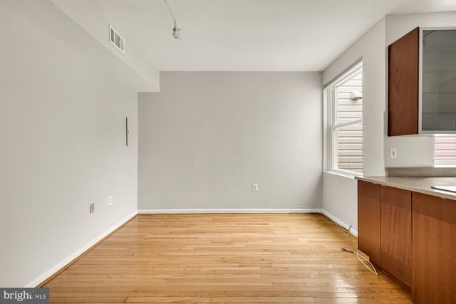1512 10TH ST NW, Washington, DC 20001