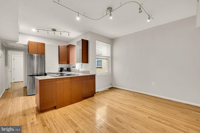 1512 10TH ST NW, Washington, DC 20001