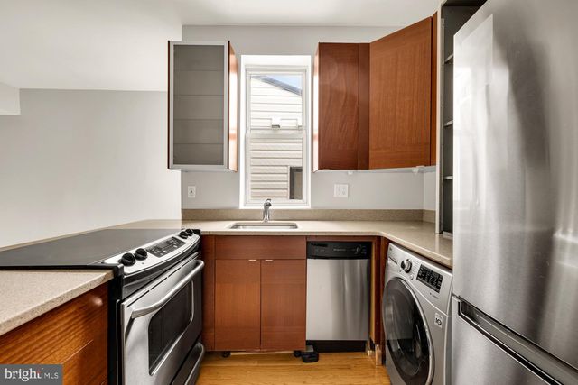 1512 10TH ST NW, Washington, DC 20001